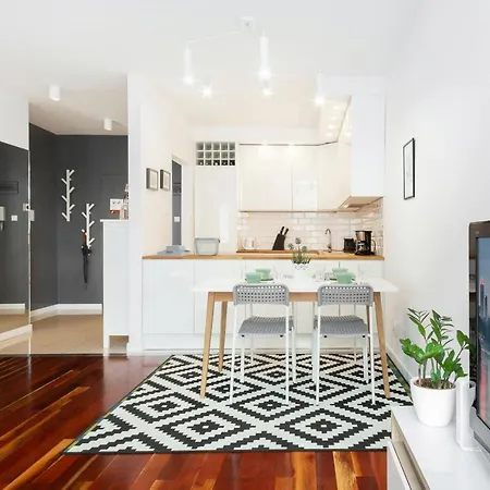 Zelazna By Renters Appartement *