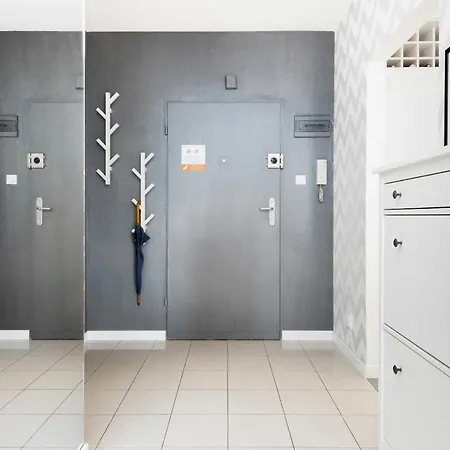 Zelazna By Renters *